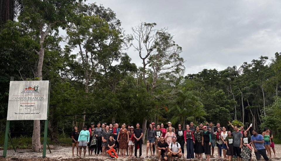 Trabalho missionário na comunidade ribeirinha do Rio Jacundaí no Marajó