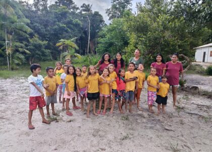 Relatório Missionário no Rio Jacundaí com Clube da Bíblia, jovens e crianças alcançados pela obra missionária.