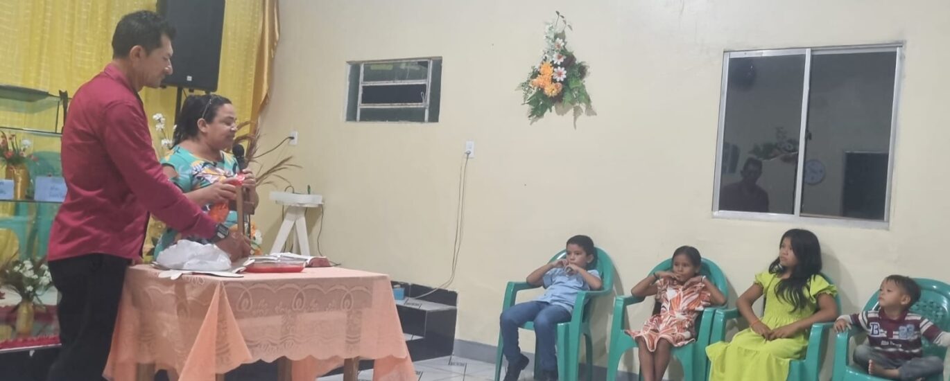 Relatório Missionário de Abril na Base Derrubada em Maracanã Pará com crianças e adolescentes em discipulado.