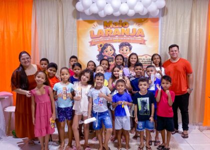 Crianças atendidas pela Base Missionária em Vaca Brava Piauí com reforço escolar, palestras educativas e ensino bíblico.